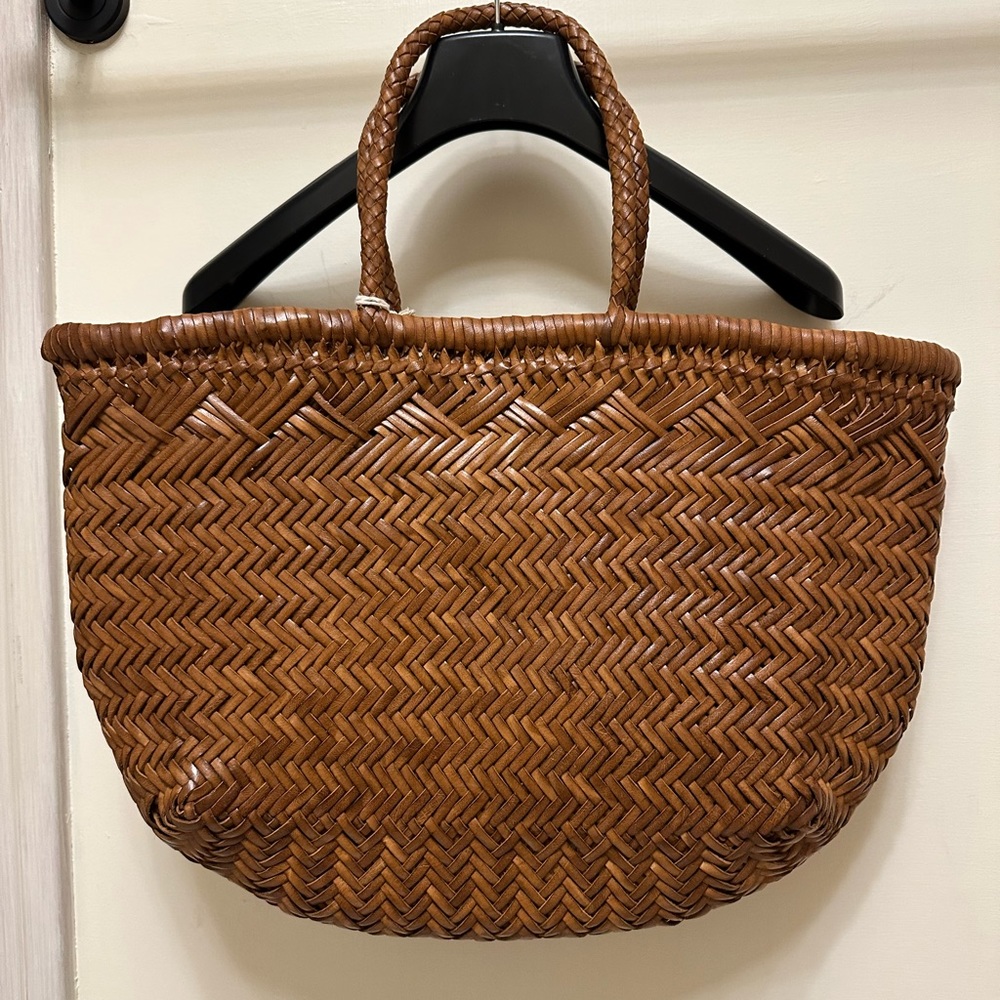 Dragon Diffusion Triple Jump 6 lines woven leather handbag